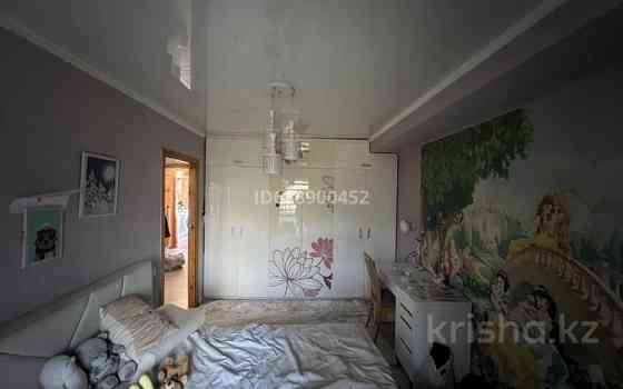 3-комнатная квартира, 62 м², 3/4 этаж, мкр Кемел (Первомайское) 3 Алматы