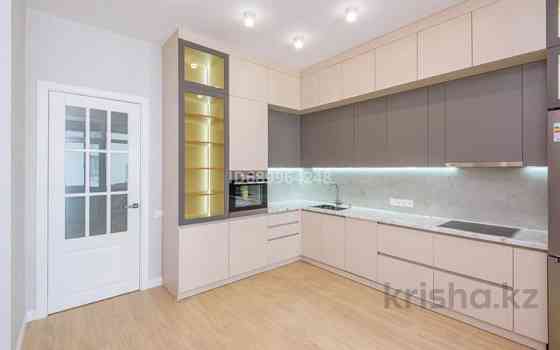 4-комнатная квартира, 125 м², 7/10 этаж, Мухамедханова 4б Астана
