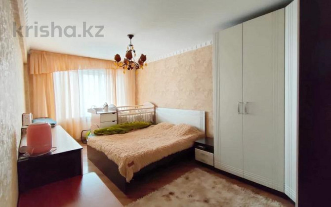 4-комнатная квартира, 84.1 м², 4/5 этаж, Космическая 14/3 Усть-Каменогорск - изображение 1