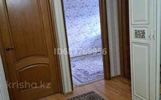 4-комнатная квартира, 73 м², 3/5 этаж, Джангельдина 14 Шымкент