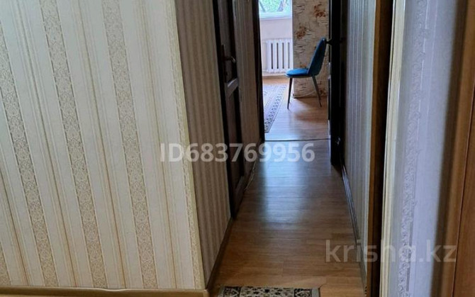 4-комнатная квартира, 73 м², 3/5 этаж, Джангельдина 14 Shymkent - photo 3