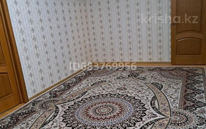 4-комнатная квартира, 73 м², 3/5 этаж, Джангельдина 14 Shymkent - photo 8