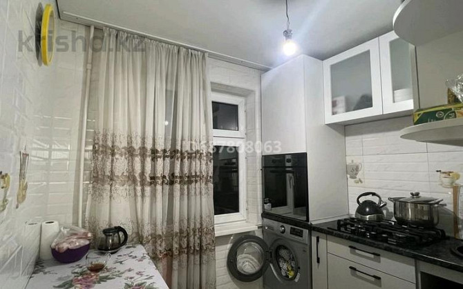 3-комнатная квартира, 57 м², 2/3 этаж, мкр Кокжиек, Мкр Кокжиек.Геологов 6 20 Алматы - изображение 4