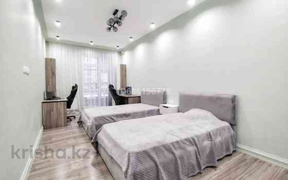 4-комнатная квартира, 144 м², 2/6 этаж, Умай ана 2 Astana