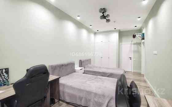 4-комнатная квартира, 144 м², 2/6 этаж, Умай ана 2 Astana