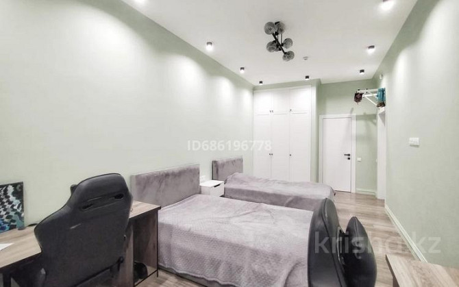 4-комнатная квартира, 144 м², 2/6 этаж, Умай ана 2 Astana - photo 5