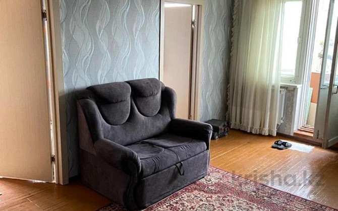 4-комнатная квартира, 62 м², 3/5 этаж, Строителей 42/1 Temirtau - photo 4