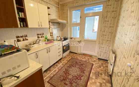 4-комнатная квартира, 90 м², 1/5 этаж, 13-й мкр 28б Актау