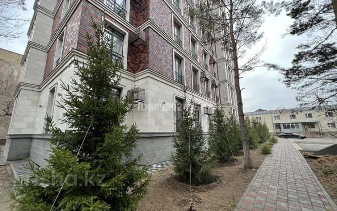 4-комнатная квартира, 161.5 м², 7/7 этаж, мкр Михайловка , Аманжолов 14/1 Караганда - изображение 3