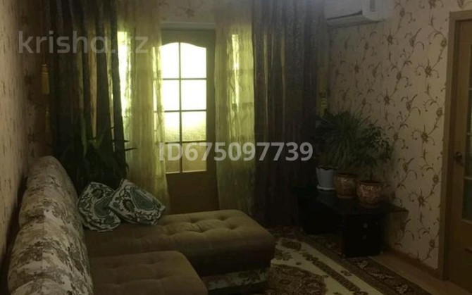 4-комнатная квартира, 80 м², 5/5 этаж, Байтурсынова 10 - Тауке-хана Шымкент - изображение 1