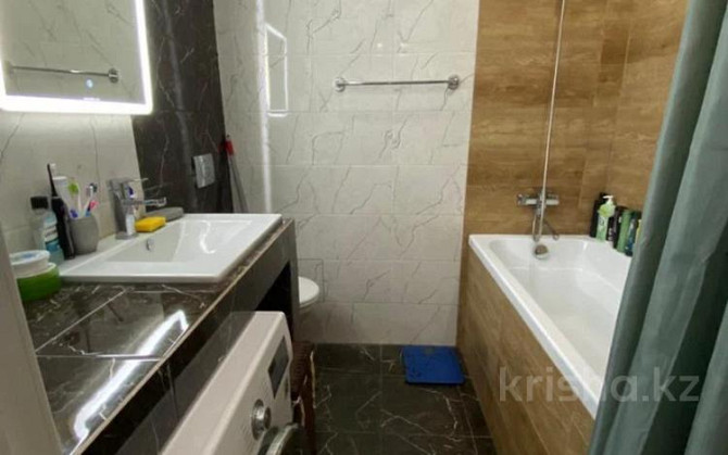 2-комнатная квартира, 52 м², 3/5 этаж, мкр Аксай-4 - Момышулы - Жубанова Алматы - изображение 5