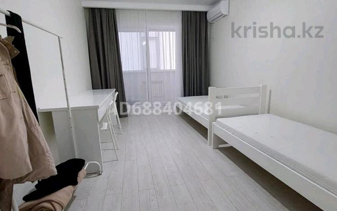 4-комнатная квартира, 155 м², 2/5 этаж, мкр. Батыс-2, Мангелик ел 20/2 Aqtobe - photo 1