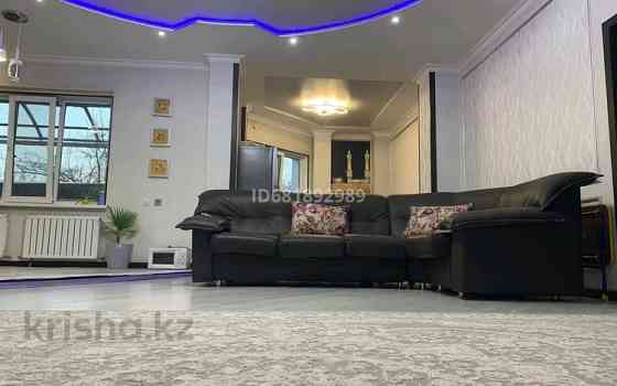 4-комнатная квартира, 135 м², 1/4 этаж, мкр Казахфильм, Ул.Булбул - ул. Булбул Алматы