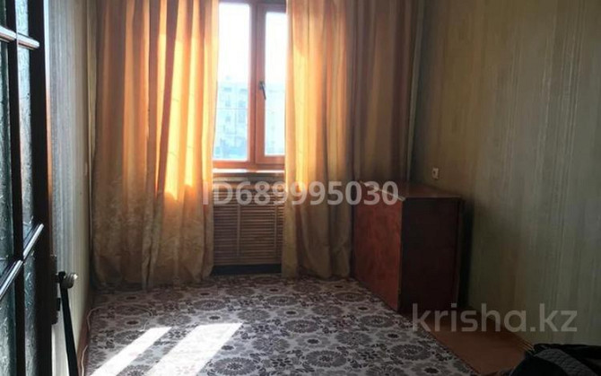 4-комнатная квартира, 75 м², 4/5 этаж, 16-й микрорайон, 16-й микрорайон 31 Shymkent - photo 4