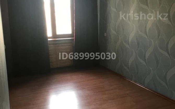 4-комнатная квартира, 75 м², 4/5 этаж, 16-й микрорайон, 16-й микрорайон 31 Shymkent - photo 3