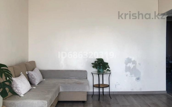 4-комнатная квартира, 72 м², 5/5 этаж, Мкр. Кара-су 85/2 - Школа 46 Шымкент - изображение 3