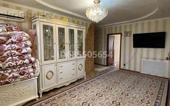 4-комнатная квартира, 92 м², 5/5 этаж, 12-й мкр 57 Актау