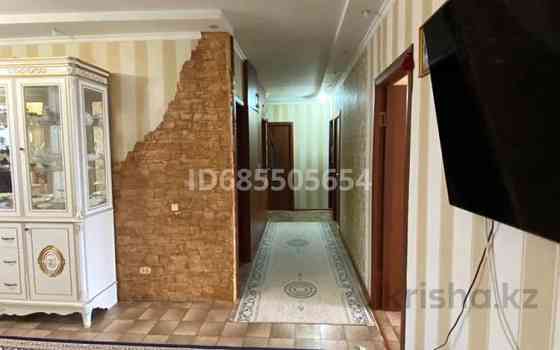4-комнатная квартира, 92 м², 5/5 этаж, 12-й мкр 57 Актау