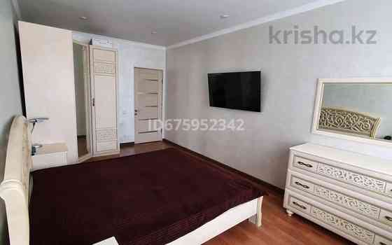 4-комнатная квартира, 90 м², 5/5 этаж, 8-й мкр 11 Актау
