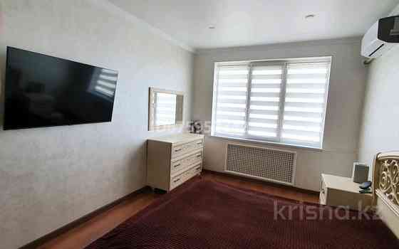 4-комнатная квартира, 90 м², 5/5 этаж, 8-й мкр 11 Актау