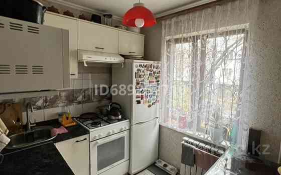 3-комнатная квартира, 56.6 м², 2/4 этаж, мкр №8 41 А - Абая - Утеген батыра Алматы