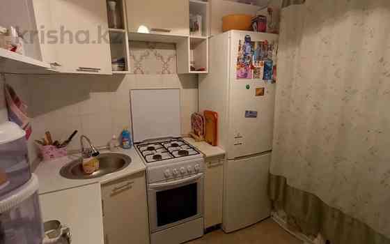 3-комнатная квартира, 56 м², 1/4 этаж, мкр №5 28 а Almaty