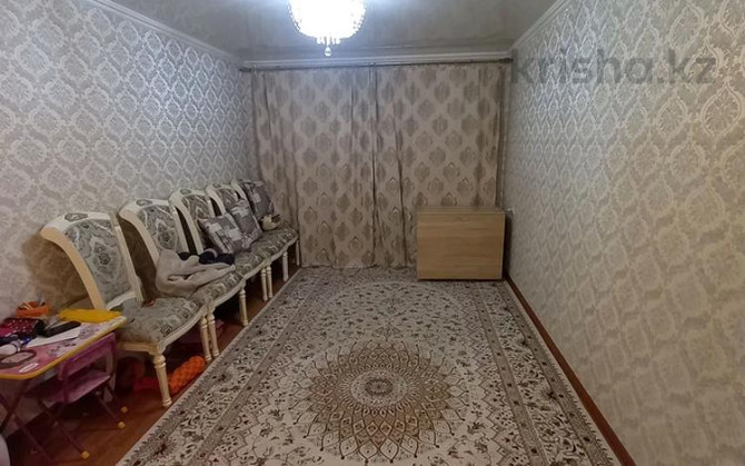 3-комнатная квартира, 56 м², 1/4 этаж, мкр №5 28 а Алматы - изображение 1
