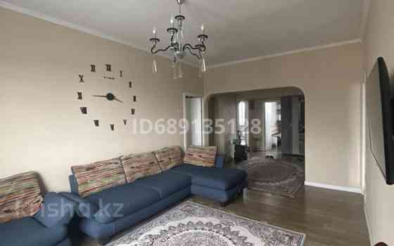 4-комнатная квартира, 100 м², 9/9 этаж, Розыбакиева 31 Almaty