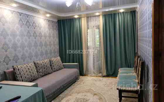 3-комнатная квартира, 64 м², 2/4 этаж, Абылай хана 8 - Райымбека Almaty