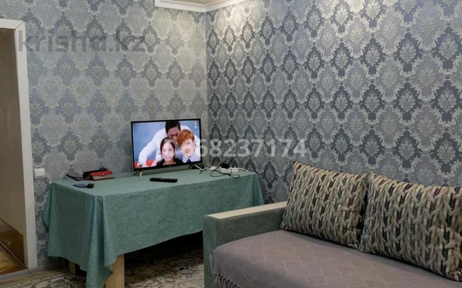3-комнатная квартира, 64 м², 2/4 этаж, Абылай хана 8 - Райымбека Almaty - photo 4