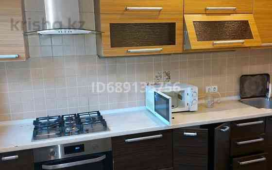 3-комнатная квартира, 76.3 м², 1/9 этаж, мкр Жетысу-2 10 - Саина Улыгбека Алматы