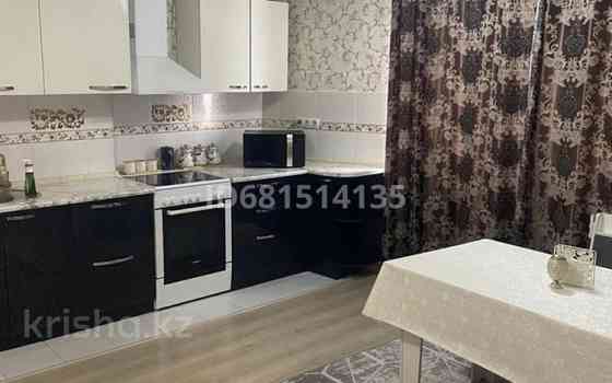 2-комнатная квартира, 70 м², 2/13 этаж, мкр Аксай-5 3б - ул Момыш-улы уг ул Жубанова Almaty