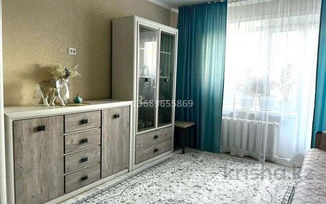 4-комнатная квартира, 75.6 м², 6/6 этаж, Абылай хана 14 Кокшетау - изображение 3