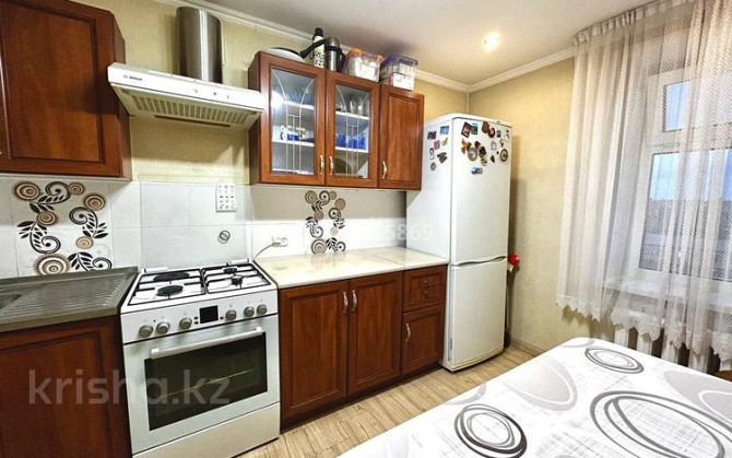 4-комнатная квартира, 75.6 м², 6/6 этаж, Абылай хана 14 Кокшетау - изображение 8