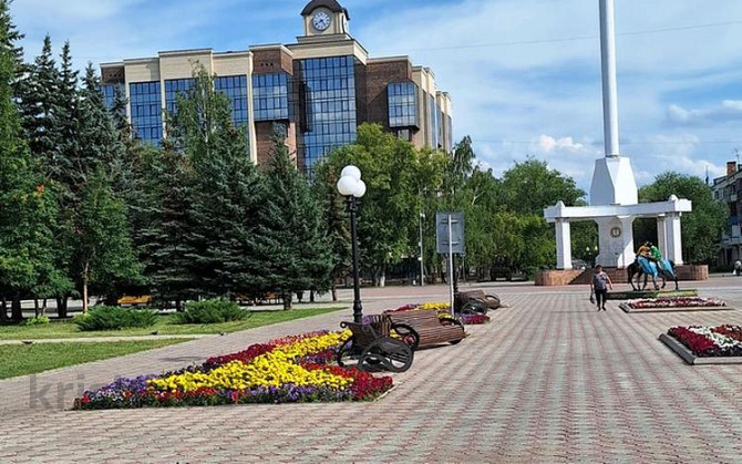 4-комнатная квартира, 154 м², Васильева Петропавловск - изображение 1