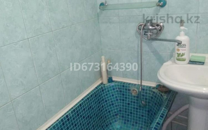 4-комнатная квартира, 72 м², 3/5 этаж, Кердери 138 - проспект Абая Уральск - изображение 6
