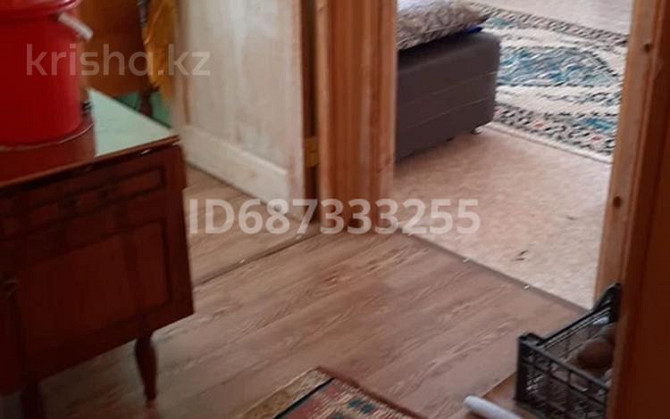 4-комнатная квартира, 60 м², 4/5 этаж, Аубакирова 28 Каркаралинск - изображение 1