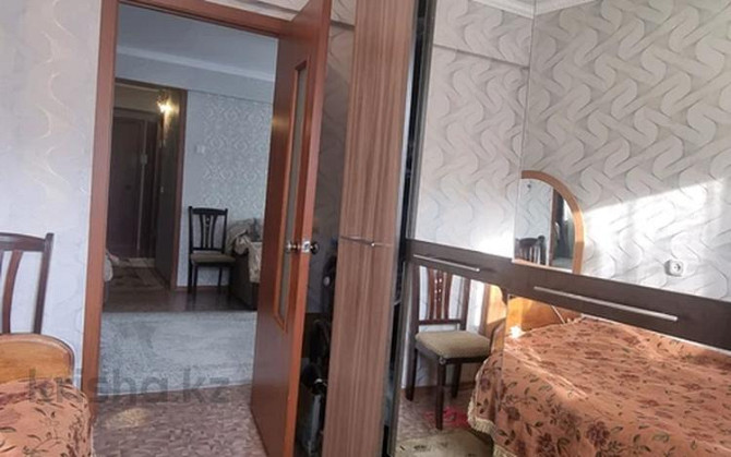 4-комнатная квартира, 60 м², 2/5 этаж, Космическая 8/1 Усть-Каменогорск - изображение 8
