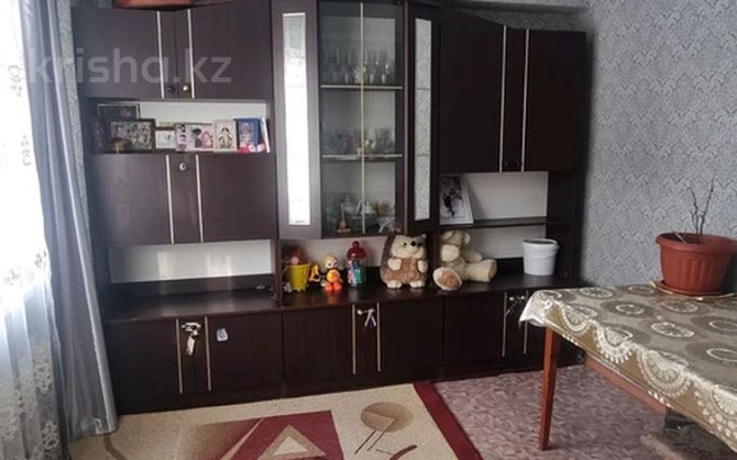 4-комнатная квартира, 60 м², 2/5 этаж, Космическая 8/1 Усть-Каменогорск - изображение 5