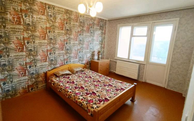 4-комнатная квартира, 80 м², 5/5 этаж, Назарбаева 79/2 Усть-Каменогорск - изображение 1
