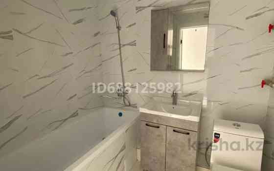 2-комнатная квартира, 42 м², 4/9 этаж, мкр Аккент, Мкр. Аккент 99 Almaty