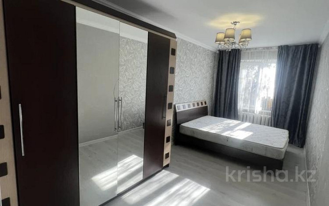 3-комнатная квартира, 60 м², 5/5 этаж, мкр Аксай-2 18 Almaty - photo 8