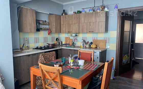 3-комнатная квартира, 100 м², 8/8 этаж, Пр. Достык - Угол ул. Қабанбай батыр Almaty