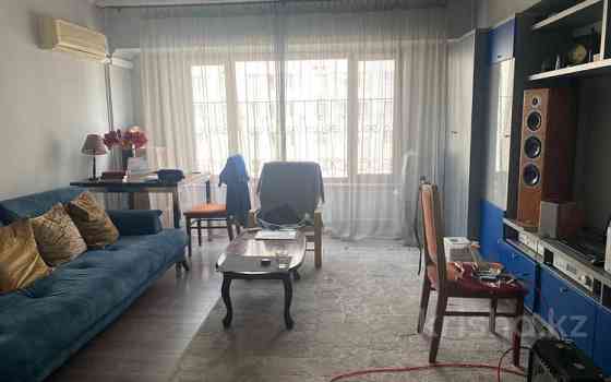 3-комнатная квартира, 100 м², 8/8 этаж, Пр. Достык - Угол ул. Қабанбай батыр Almaty