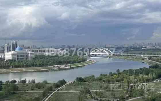 4-комнатная квартира, 215 м², 9/20 этаж, Жумекен Нажимеденов 2 Астана