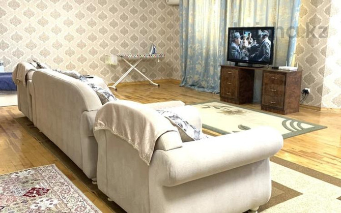 3-комнатная квартира, 118 м², 5/5 этаж, мкр Думан-2 4 - Талгарский тракт Almaty - photo 1