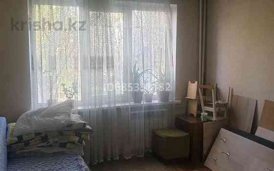 3-комнатная квартира, 63 м², 3/5 этаж, мкр Тастак-1 15 Алматы