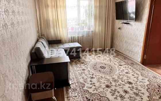 2-комнатная квартира, 40 м², 3/3 этаж, мкр Жулдыз-1 2г - Лавренева-Дунентаева Алматы