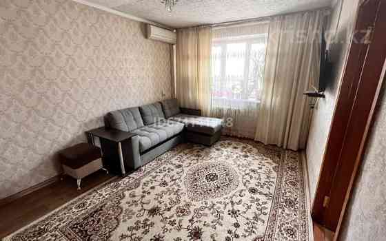 2-комнатная квартира, 40 м², 3/3 этаж, мкр Жулдыз-1 2г - Лавренева-Дунентаева Алматы