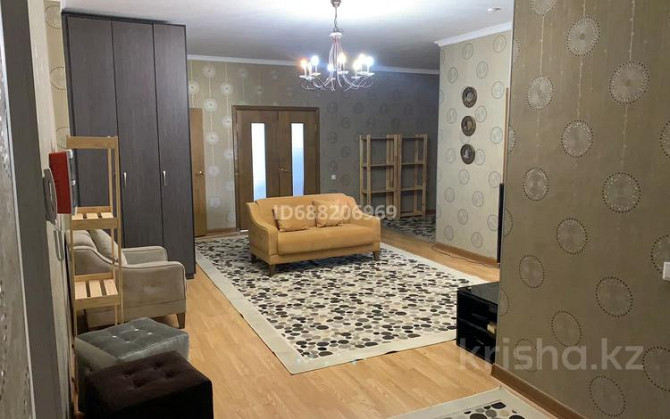 4-комнатная квартира, 189 м², 10/10 этаж, Алихан Бокейхан 2 Astana - photo 1